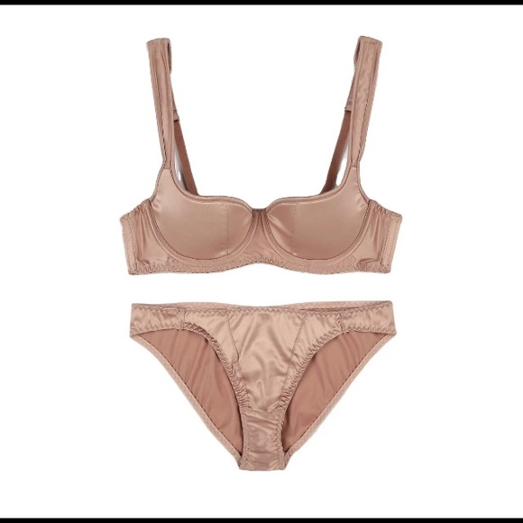 Shelf Balconette Bra and panties set - Picture 10 of 11